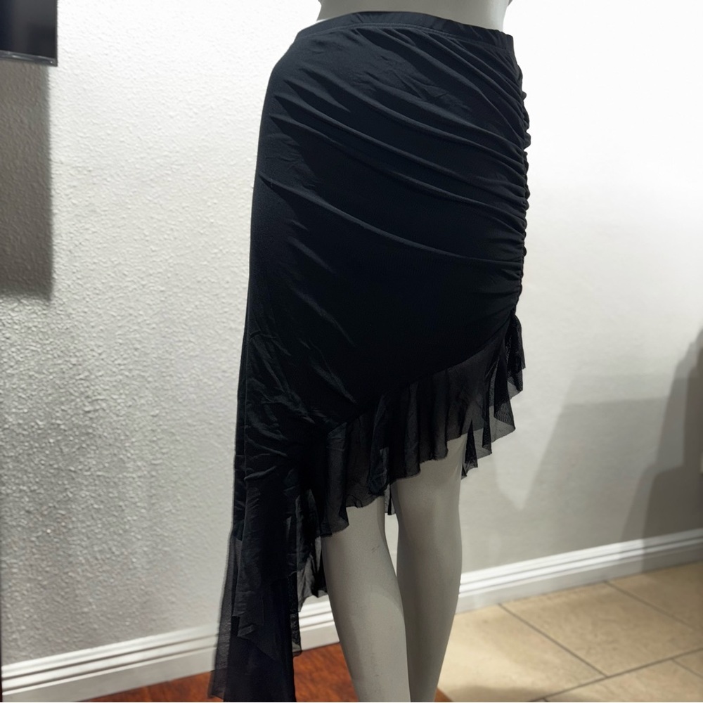 Elegant Black Ruched Skirt